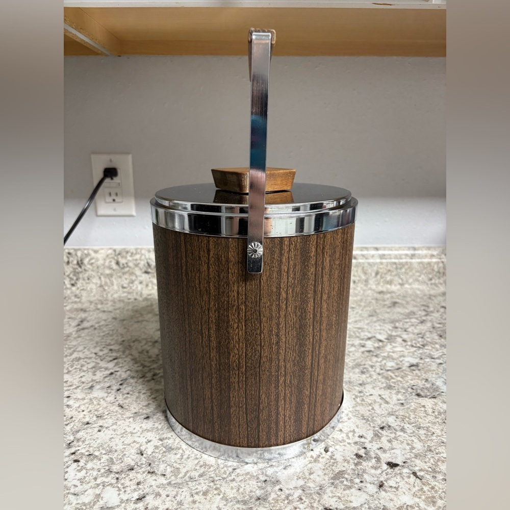 Vintage Mid Century KROMEX Walnut & Chrome Steel Ice Bucket - Picture 2 of 8